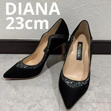 DIANA 블랙 하이힐 펌프스