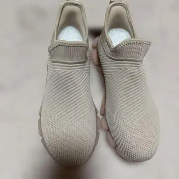 [ 미사용 새상품 ] phiten 베이지 스니커즈 24.0