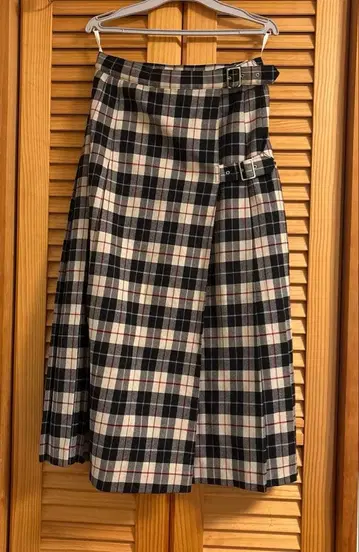 체크 무늬 롱 스커트 사이드 버클 포함