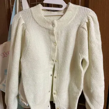 아이보리 니트 가디건 긴팔