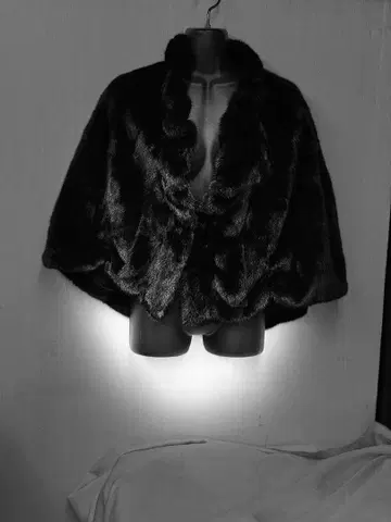 새상품급 퍼 판초 케이프 코트