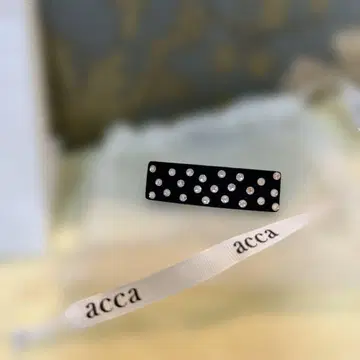 acca 스톤 장식 블랙 머리핀