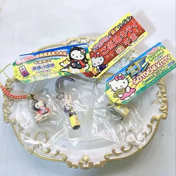 하자품 녹 얼룩 확인해주세요 헬로키티 치바 한정판 족자봉