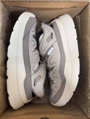 KEEN 더블 450 샌들 미사용 새상품