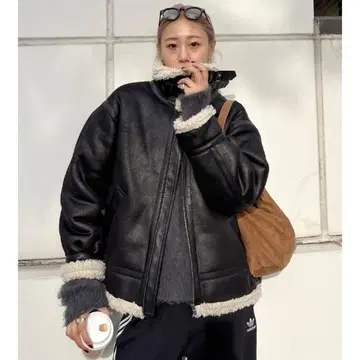 언그리드 페이크 무스탕 보아 자켓 블랙 S