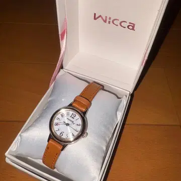 Wicca 아날로그 시계 브라운 가죽