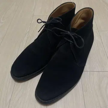 컨디션 최상 크로켓앤존스 스웨이드 처카 EVESHAM 6.5 블랙