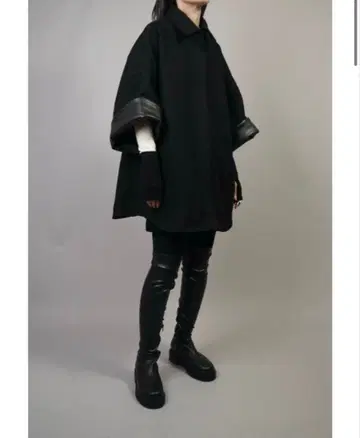 helk 헬크 인조 가죽 슬리브 코트 블랙