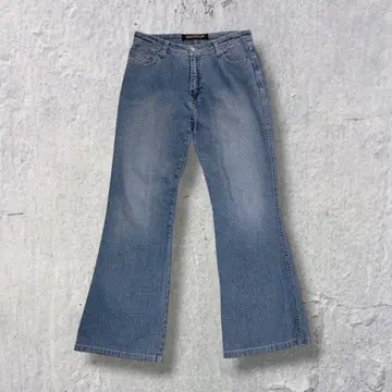 00s 빈티지 색빠짐 부츠컷 데님 플레어 y2k 여성 빈티지