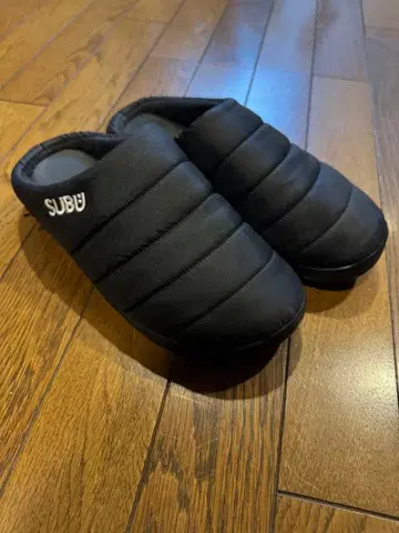 SUBU 블랙 슬립온