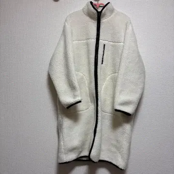 화이트 플리스 롱 코트