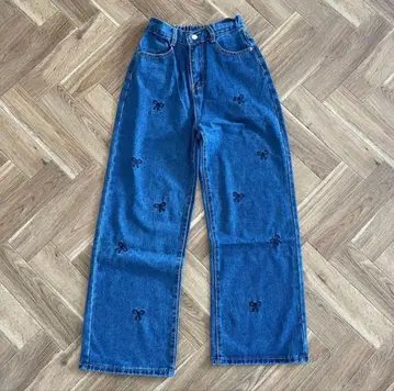 리본 자수 와이드 레그 데님 팬츠