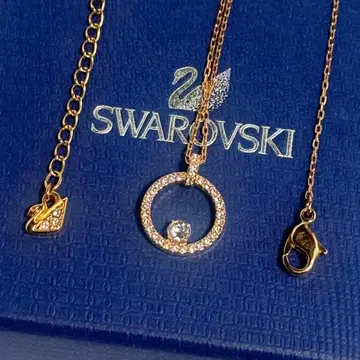새상품급 스와로브스키 Creativity 목걸이 로즈 골드