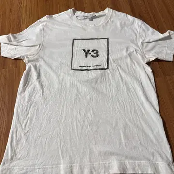 Y-3 화이트 T셔츠 XL