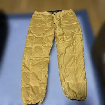 네이탈 디자인 퀼팅 다운 팬츠