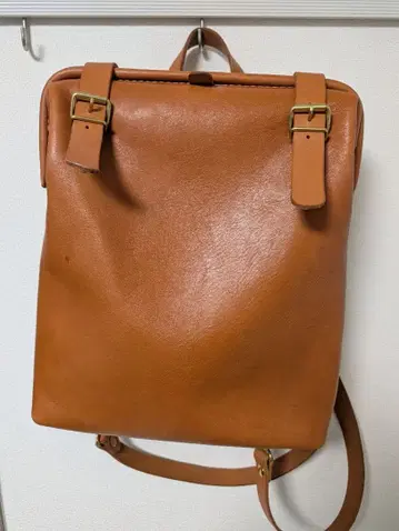 Herz 헬츠 랙스 백팩 R-143 카멜 가죽 에이징 백팩 가방