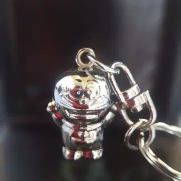 도라에몽 메탈 키링 실버 약 3cm