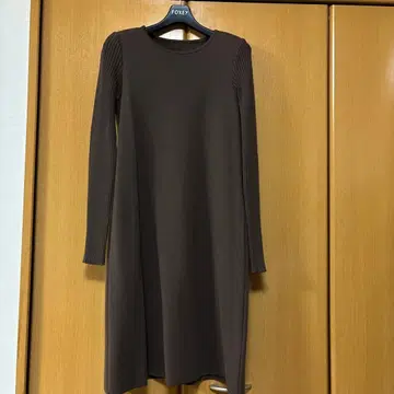 폭시 니트 원피스