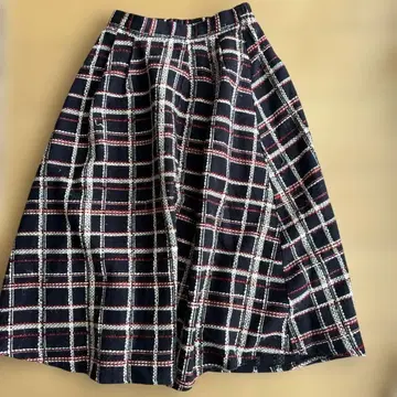 노스탤지어 체크 플레어 스커트