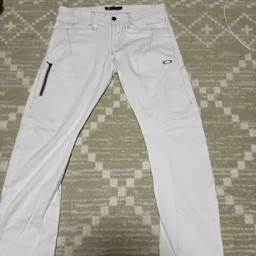 OAKLEY 스컬 화이트 팬츠 36 두꺼운 원단