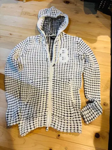 후드 부착 체크 무늬 후드티