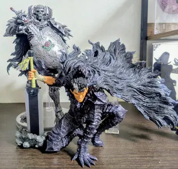 베르세르크 제일복권 A상 갓츠 B상 해골 기사