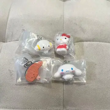 산리오 메지루시 액세서리 키티 KIRIMI짱 코기뮨 시나몬