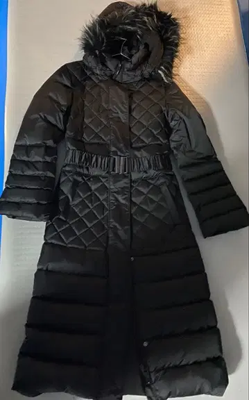 GUESS 퍼 달린 롱 다운 자켓 블랙