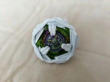 베이블레이드X 사무라이 스틸 5-70GF 베이코드 없음