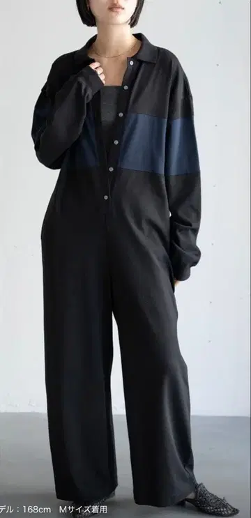 컷 폴로 점프수트 미사용품