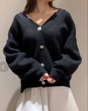 Snidel 비쥬 버튼 가디건 BLACK