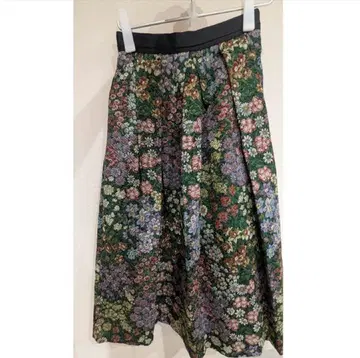 이에나 스커트 플라워