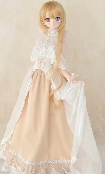 보크스 [ 이노센트 화이트 트레인 드레스 ]