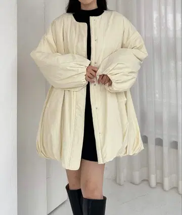 JUNOAH [ Louere ] 충전솜 노카라 벌룬 코트 (택 포함)