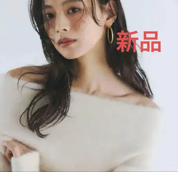 새상품! anuans 라쿤 폭스 오프숄더 니트 풀오버 에크루