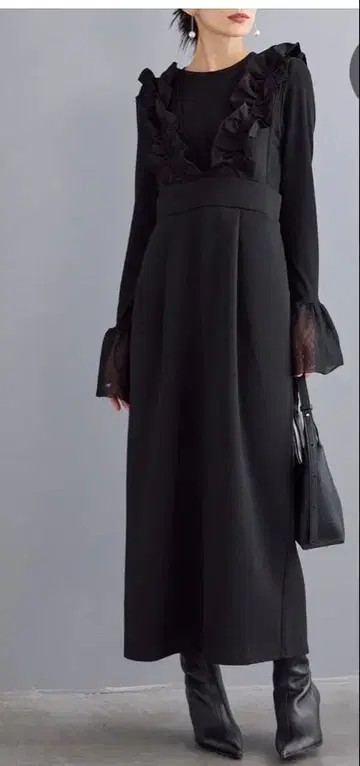 튤 시어 커프스 리브 니트 + 프릴 숄더 점프 스커트 (2set)