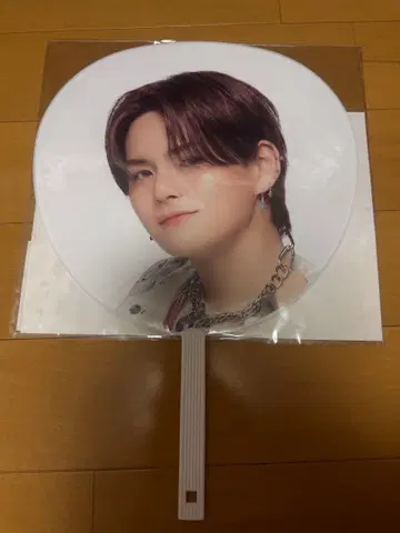 treasure yoshi 요시 부채 HELLO AGAIN