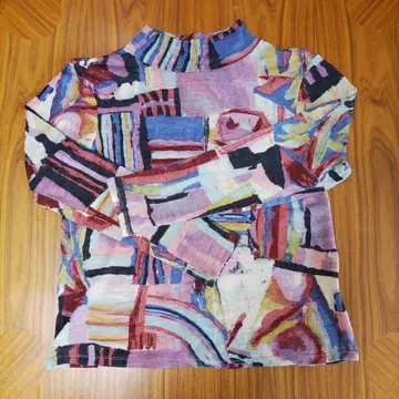 in4 컬러풀 하이넥 니트