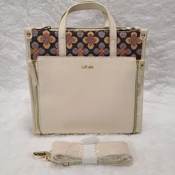 새상품 UP.de 꽃무늬 토트백 숄더 스트랩 포함 2way