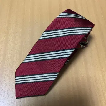 altea 빨간색 스트라이프 넥타이