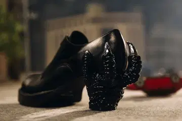 hazama 끌려들어가는 운명의 드레스 슈즈 고질라 가죽 신발 로퍼