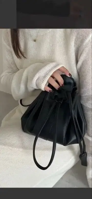 CAPRICIEUX LE'MAGE (카프리슈레마쥬) 숄더백