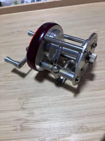 이소즈 B.P.Bait 베이트 낚시릴 실버/빨간색