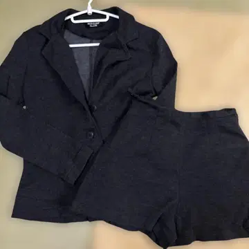 NICE CLAUP 다크 그레이 셋업 M 사이즈