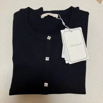 택 포함 새상품 아베닐 에투알 비쥬 버튼 가디건 네이비 32