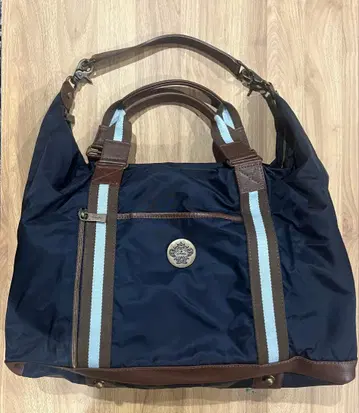 네이비 나일론 가죽 백 프론트 포켓 부착