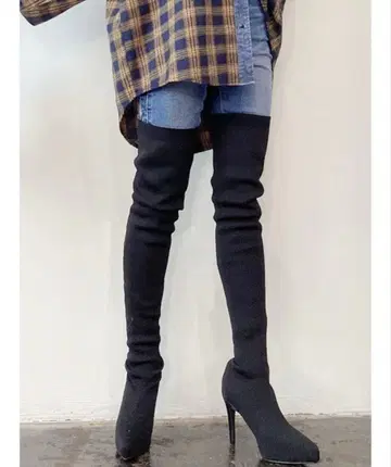 GYDA 인스톰 싸이하이 니트 부츠