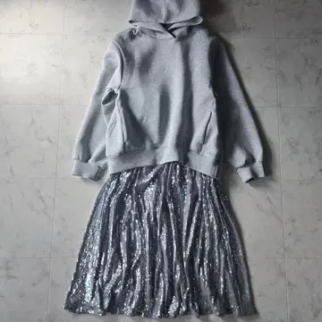 엘렌딕 샤이니 도킹 후디 원피스 그레이 실버