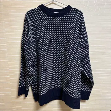 프릭스스토어 MACOBER 네이비 기하학 패턴 니트
