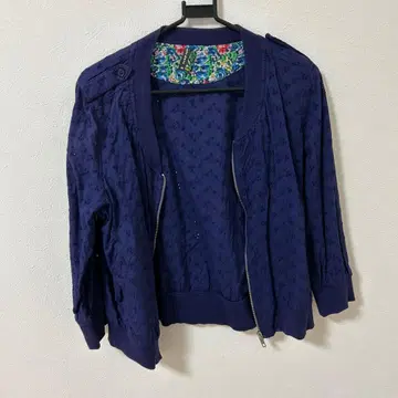 [ 새상품급 ] NAF NAF 네이비 점퍼 38